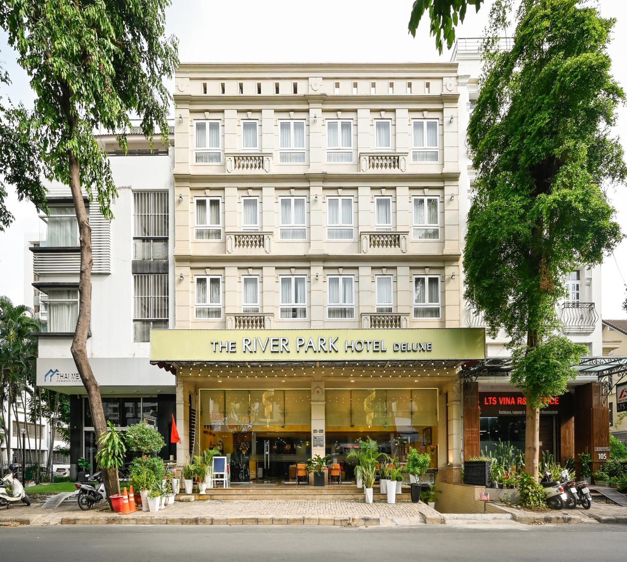 Khách sạn The River Park